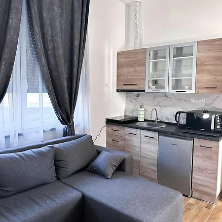 M.&.b Luks Apartment